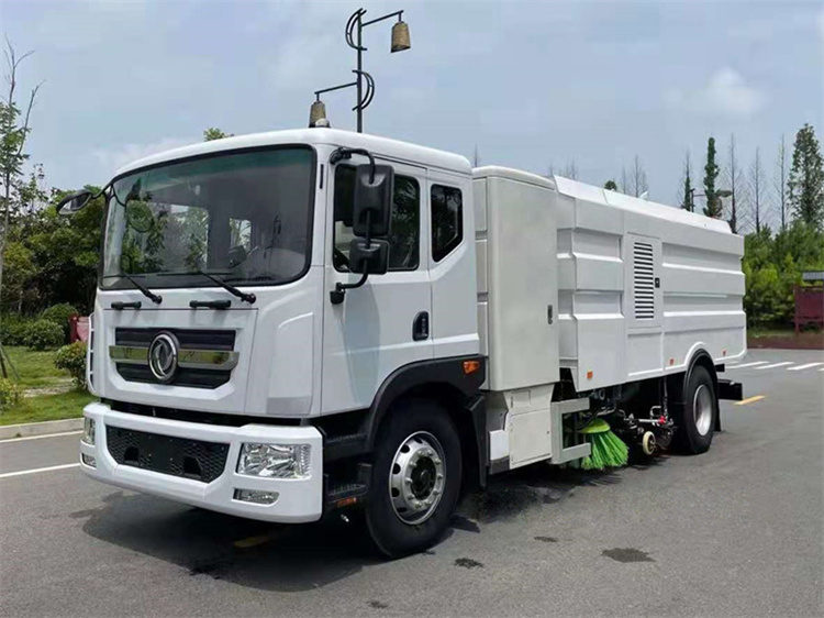 矿用电动洗扫车